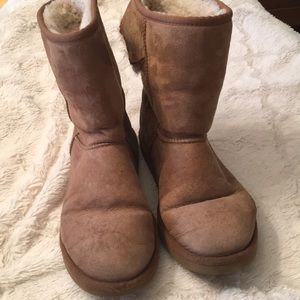 will accept any offer!! Old uggs
